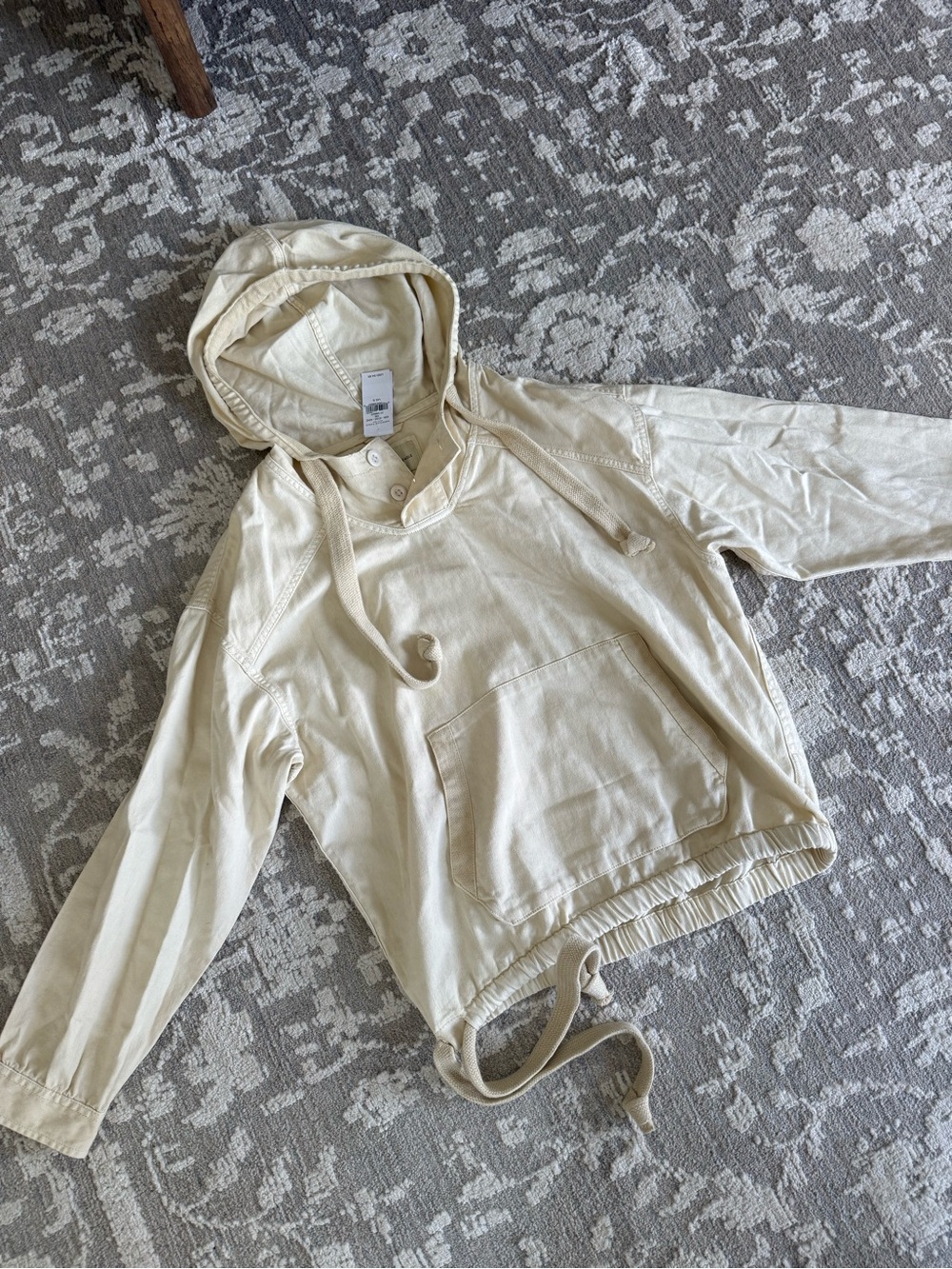 AE Cream Drawstring Hooded Pullover Sweatshirt NWT